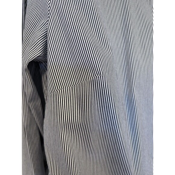 Ann Taylor Black And White Pinstriped Button Down Shirt Size 8 - Picture 6 of 6